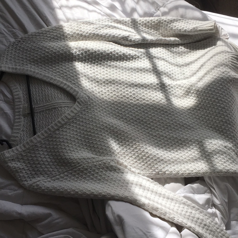 Sweater - Picture 4 of 5